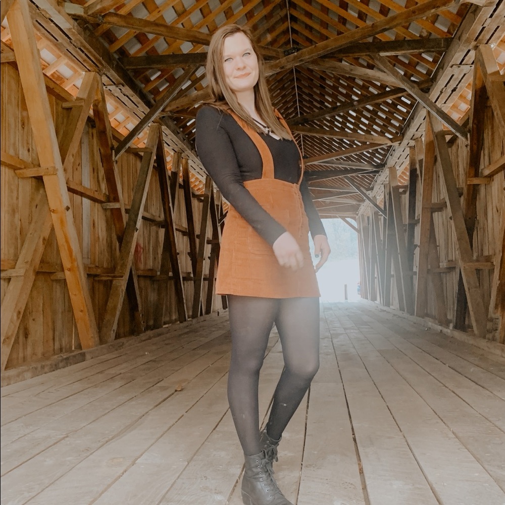 Meet your Posher, Hannah